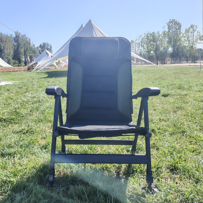 Przenośne, składane krzesło z  – Outdoor Camping Recliner recenzja i cena